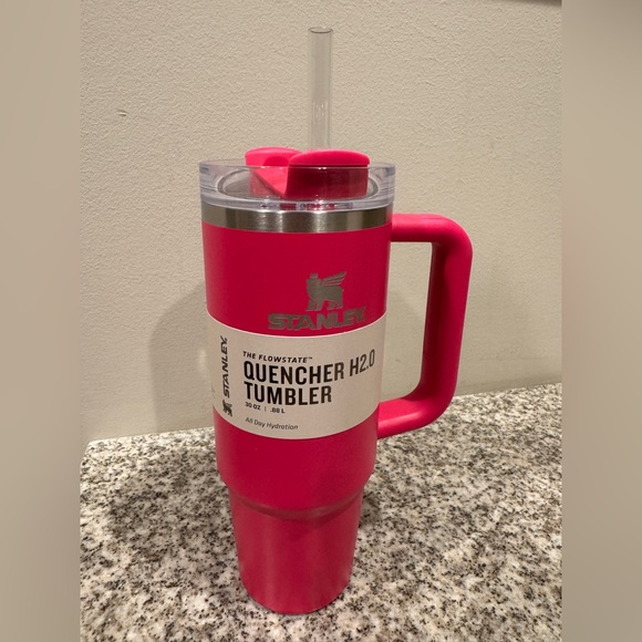 Stanley Vibrant Pink Quencher H2.0 Tumbler - Picture 1 of 5